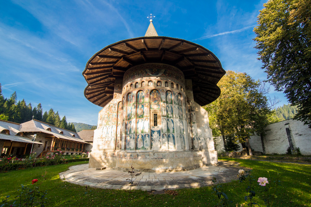 inchirieri auto Suceava manastiri