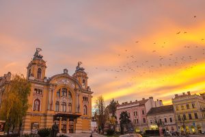 Închiriază, pornește și descoperă: 5 destinații ideale pentru un weekend spontan inchirieri auto Cluj